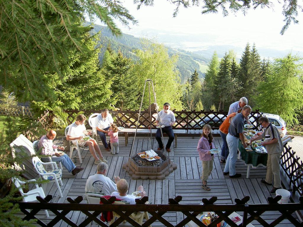 Apartment Haus Andrea Sankt Stefan im Lavanttal Bagian luar foto